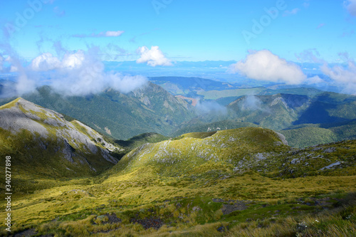 Beautiful mountain landscape in the Kahurangi National Park, New Zealand, South Island. © Susanne Fritzsche