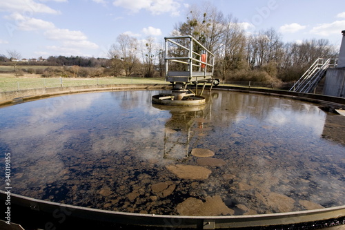 Traitement de l' eau par organisme public territorial photo