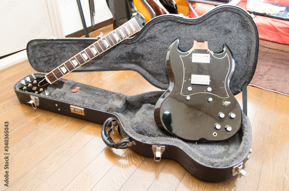 Obraz premium ギター ネック折れ