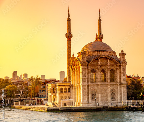 Ortakoy mosque , Istanbul, Turkey