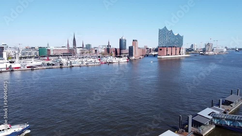 Luftaufnahme der Hamburger Elbphilharmonie 