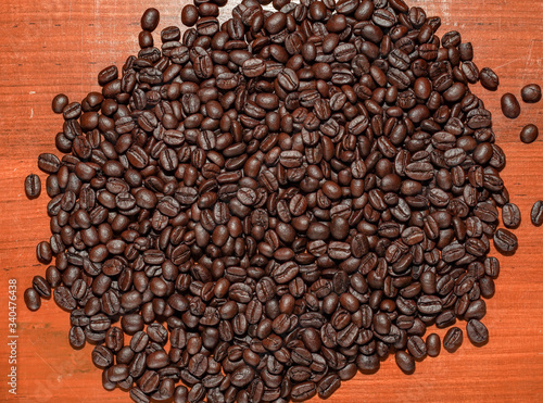 
Arabica coffee beans, isolated on a white background