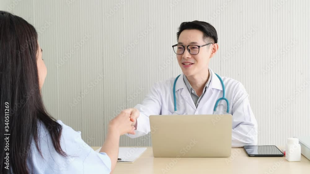 Asian doctors advice medicine for patients women and consulting for treatment of people infected with the virus coronavirus (COVID-19). Scientists help people virus covid-19 coronavirus outbreak. Asian doctors advice medicine for patients women and consulting for treatment of people infected with the virus coronavirus (COVID-19). Scientists help people virus covid-19 coronavirus outbreak.