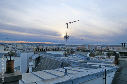 Photography Toits de Paris et antenne télé.