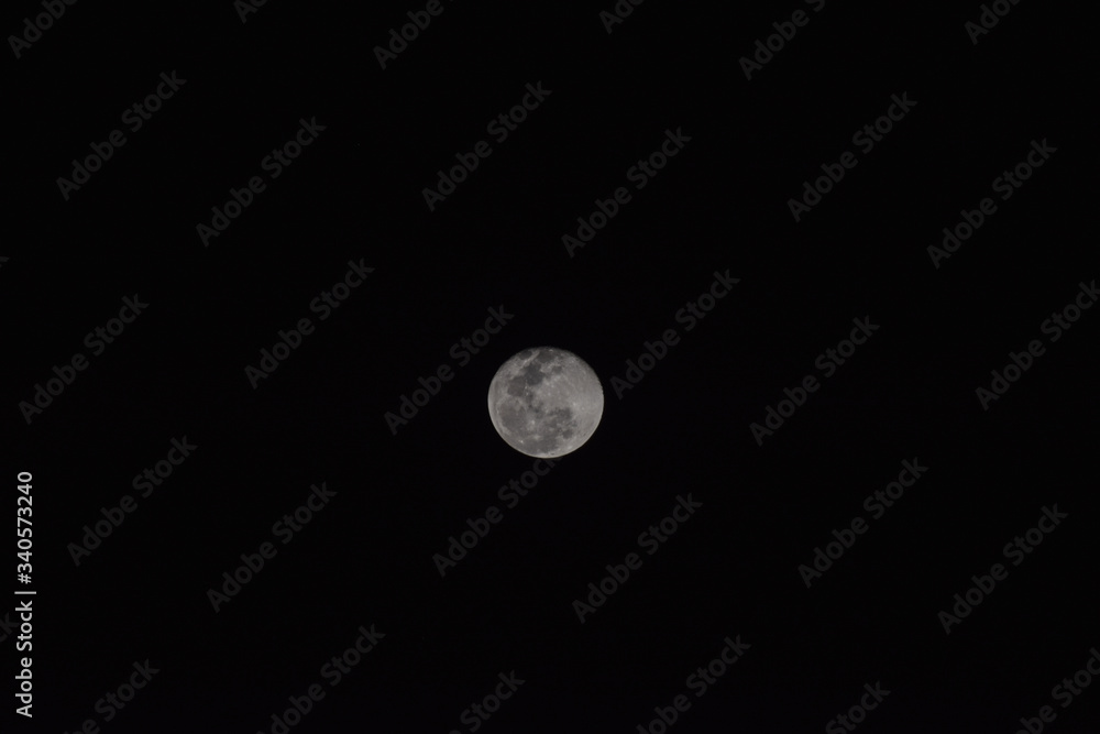 full moon in the sky of Yogyakarta
full moon in the sky of Yogyakarta
