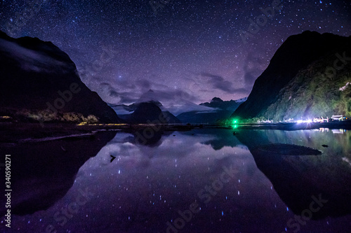 Stars, Milky Way, Milford Sound, New Zealand
星空, ミルフォードサウンド, ニュージーランド photo