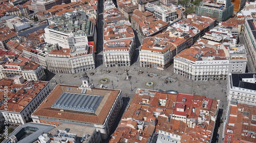 Puerta del Sol (Madrid) durante el confinamiento, abril 2020
