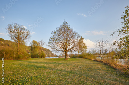 Marktler Badesee, Liegewiese, Marktl, Marktl am Inn, Landkreis Altötting, Freizeit, Erholung, Oberbayern, Bayern, Deutschland, Natur, Wasser, See