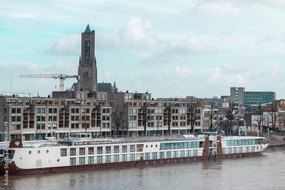Fototapeta premium Skyline Arnhem city with the Rhine.