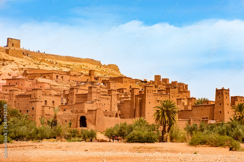 Obraz premium Unesco heritage Ait Ben Haddou kasbah in Morocco. Tourist attraction