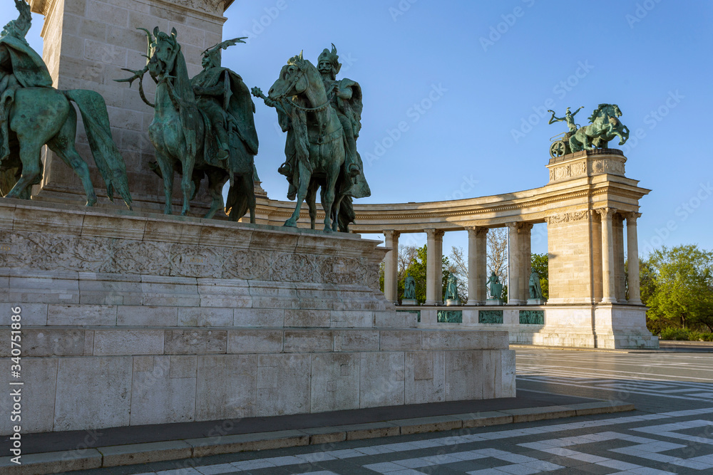 Obraz premium Heroes' Square in Budapest