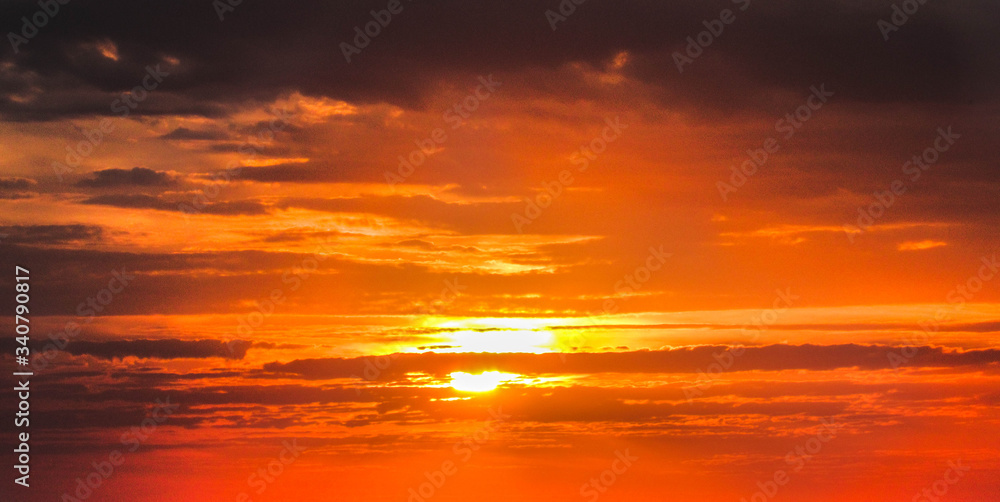 Red Clouds , Beautiful Sunset, Amazing Sky