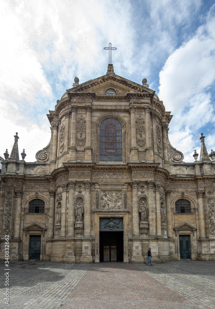  Facade of Eglise Notre Dame, Bordeaux, Gironde department, France