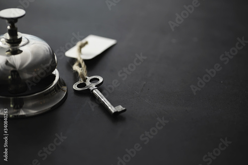 Cuadro en lienzo A shiny silver metal bell at the hotel reception