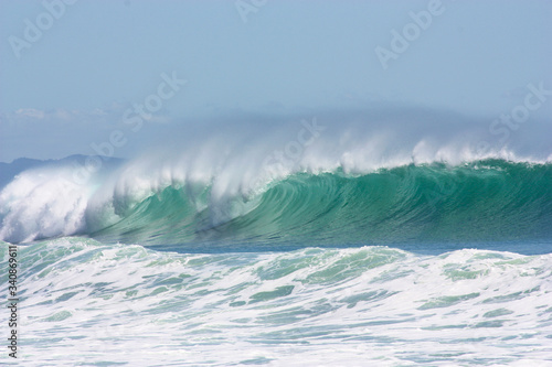 Ocean wave breaking
