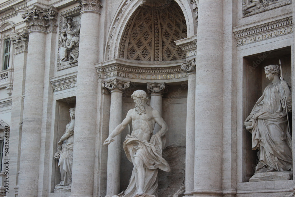 fontana di trevi