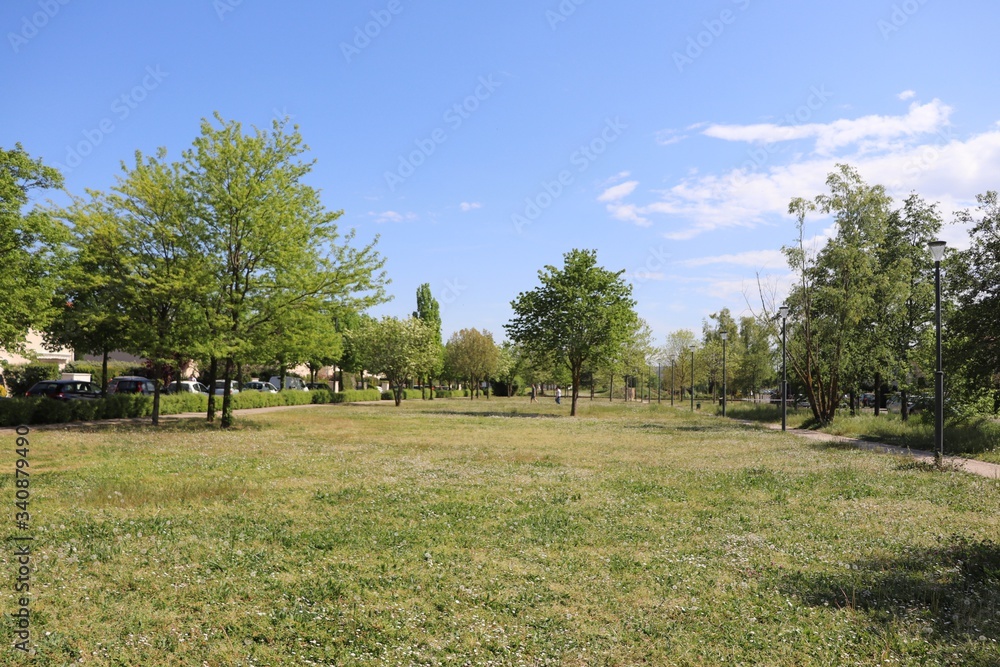 Le parc Bourlione à Corbas, grand espace vert - Ville de Corbas - Département du Rhône - France Le parc Bourlione à Corbas, grand espace vert - Ville de Corbas - Département du Rhône - France