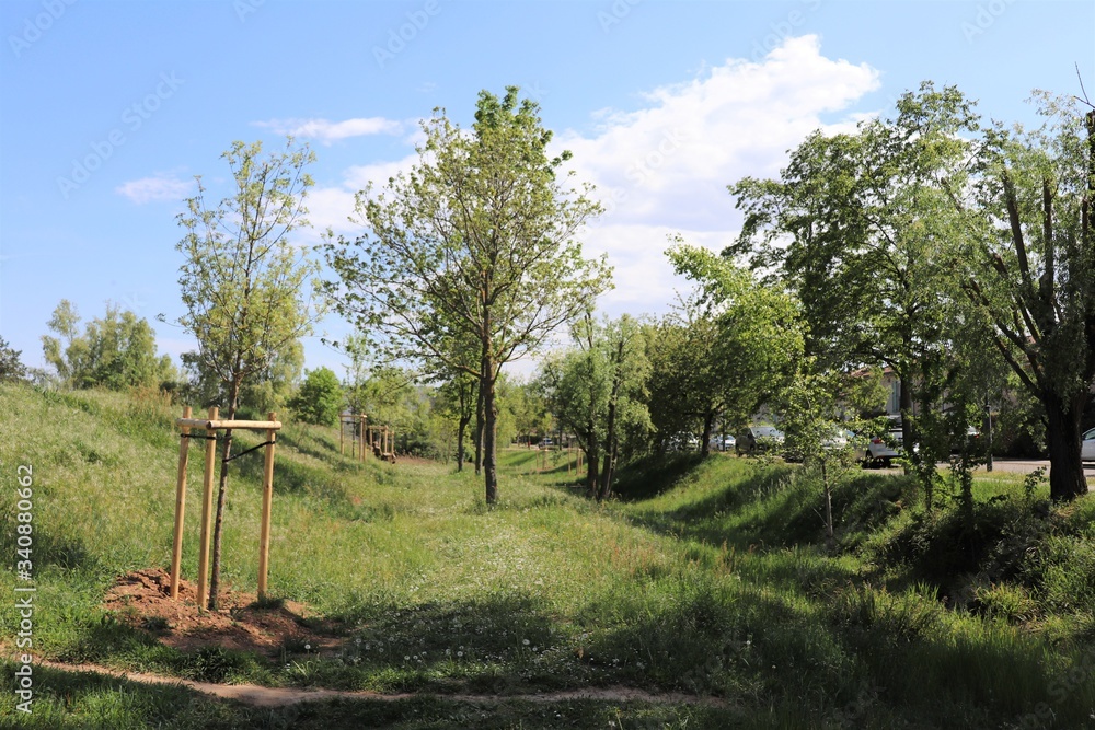 Le parc Bourlione à Corbas, grand espace vert - Ville de Corbas - Département du Rhône - France Le parc Bourlione à Corbas, grand espace vert - Ville de Corbas - Département du Rhône - France