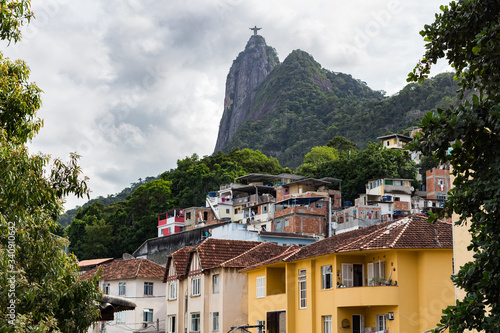 Favela In Rio de Janeiro © Greg Bk