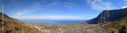 Photos panoramica amanecer en la frontera en el hierro