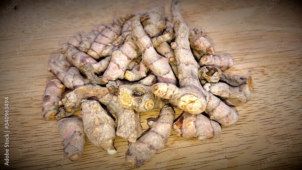 Fototapeta premium Herb Fresh turmeric root background