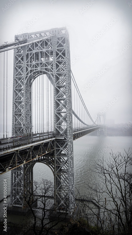 Fototapeta premium Fog Over George Washington Bridge