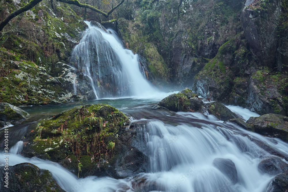 Obraz premium Cascades of the Valga river in the province of Pontevedra in Galicia, Spain.