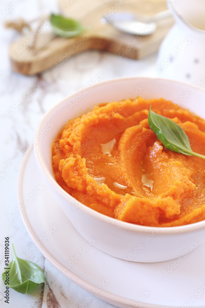 Carrot puree and basil dressing Carrot puree and basil dressing