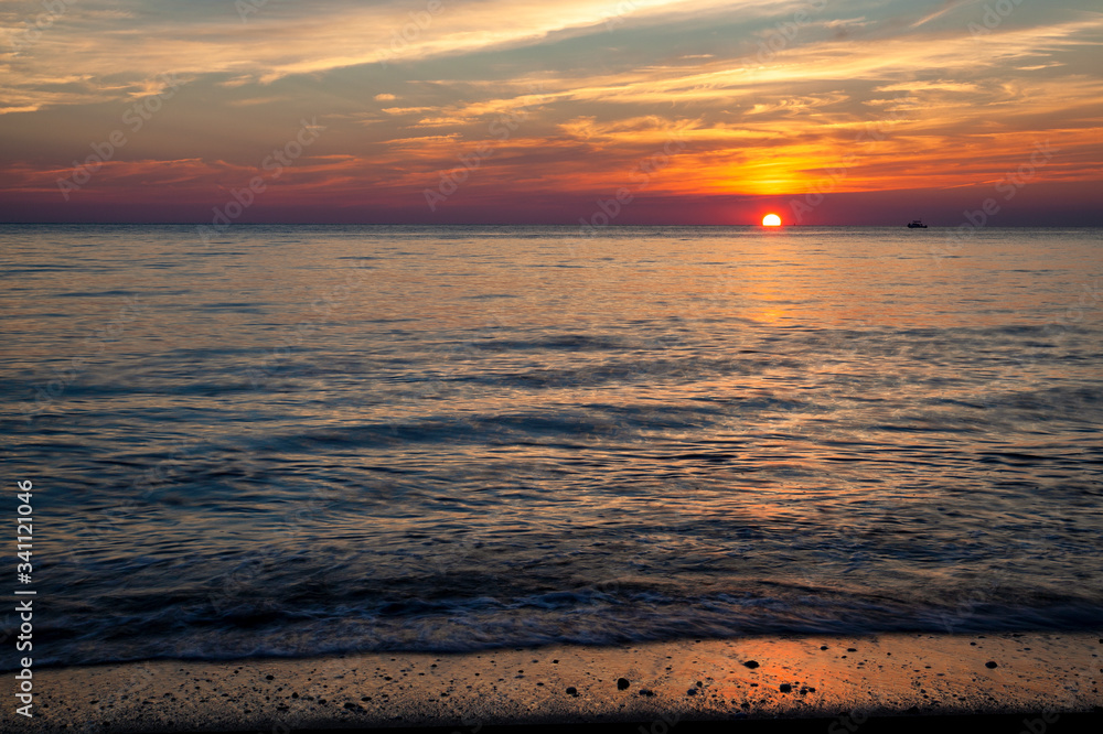 Obraz premium sunset on the beach