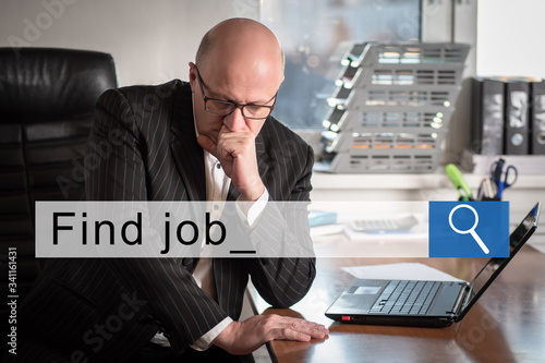 Search bar Find job and dis...