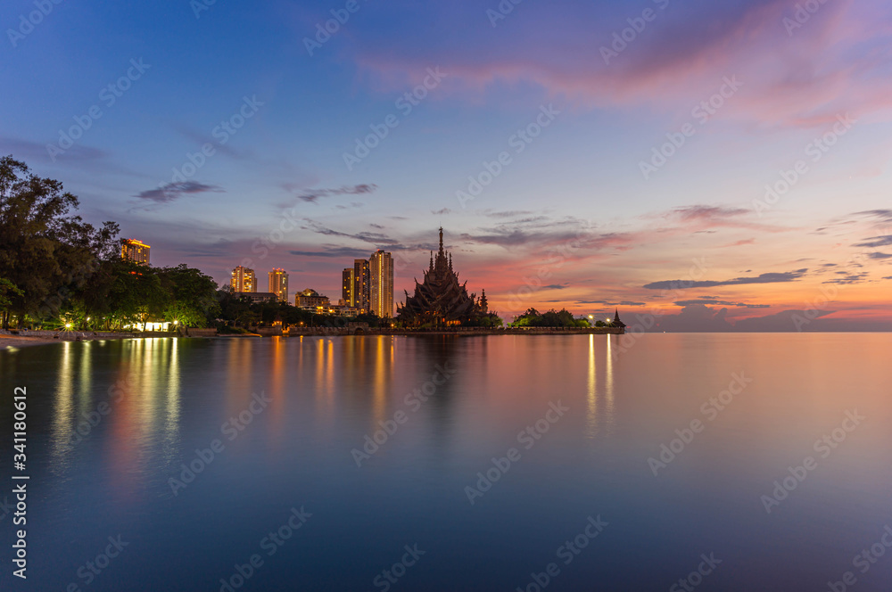 Attractions in Asia Of Thailand called Pattaya, a tourist destination of people around the world