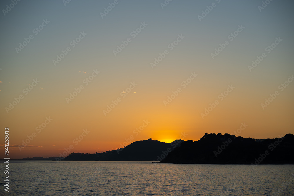 atardecer sobre la playa sunset over the mediterranean sea sunrise amanecer