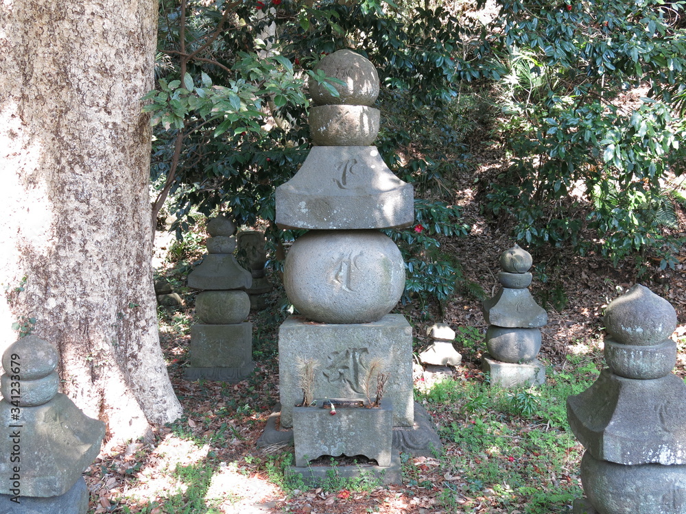 横浜市金沢区の称名寺にある北条顕時の墓