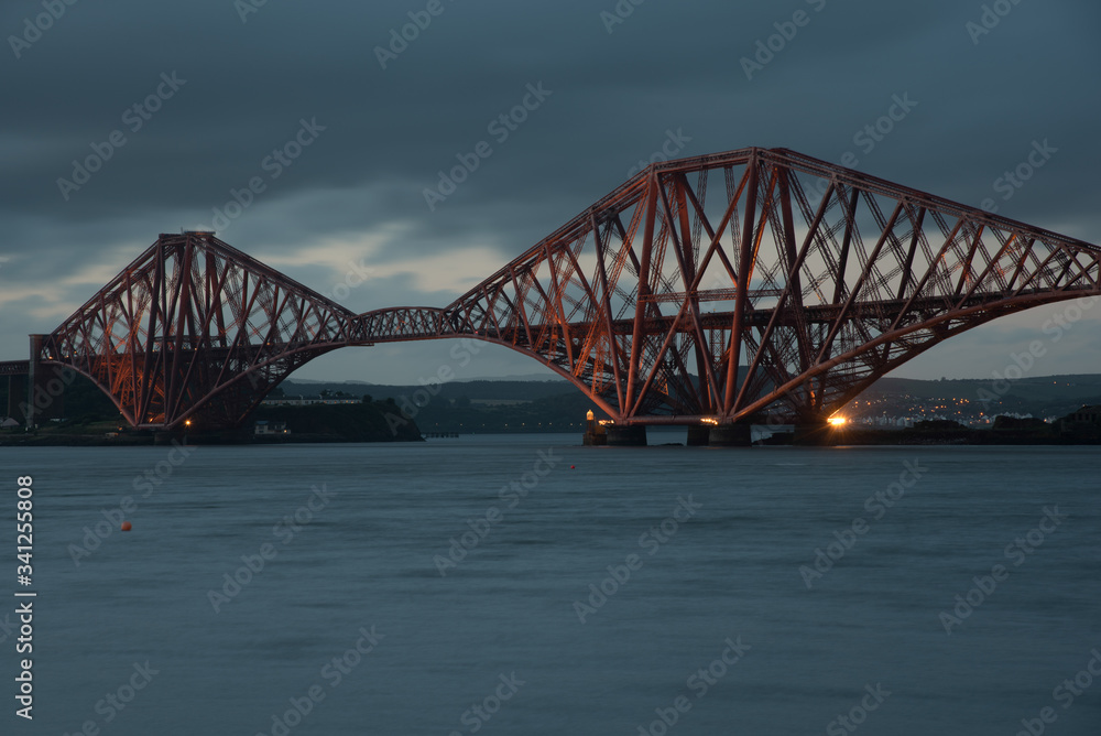 Fototapeta premium Eisenbahnbrücke bei Edingburgh
