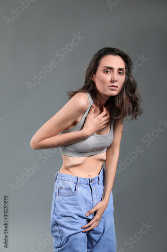 Young woman with anorexia o...