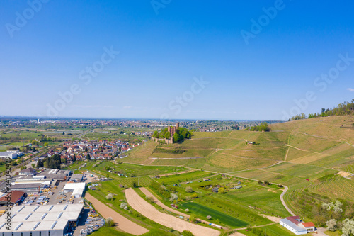 Landscape of the Kinzig valley with a view of the Ortenberg Castle © Jürgen Wackenhut