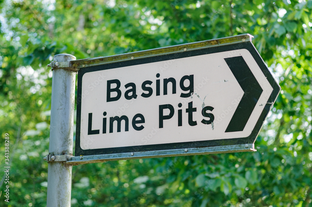 Sign to Basing Lime Pits