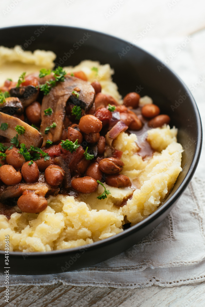 Mushroom and Bean Ragu on Mashed Potatoes Mushroom and Bean Ragu on Mashed Potatoes