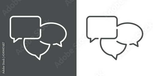 Símbolo comunicación. Icono plano lineal 3 globos de habla en fondo gris y fondo blanco