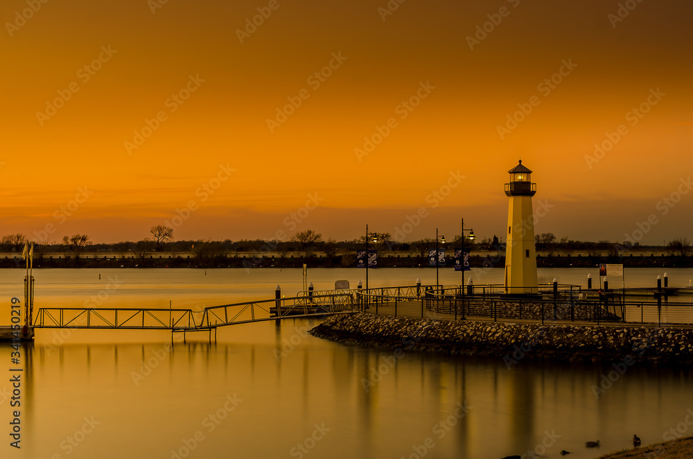 Fototapeta premium lighthouse at sunset