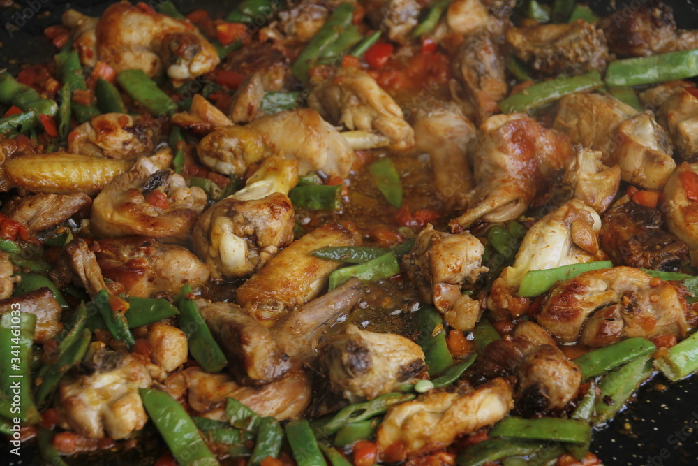 Fried chicken with vegetables Fried chicken with vegetables