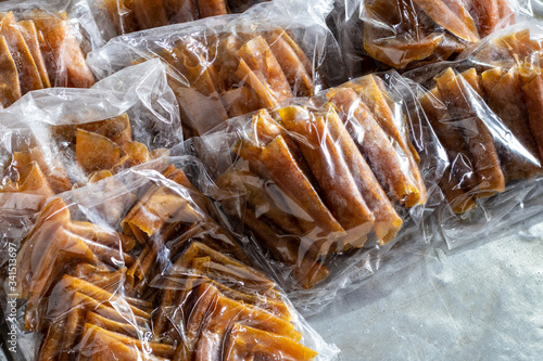 Mango preserves many foods in a clear plastic bag.