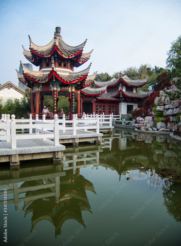 Fototapeta premium Yao Chi (Yuhuangding) park temple in Yantai, China.