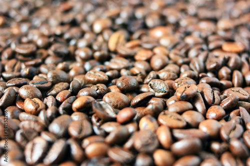 Coffee beans lie in bulk