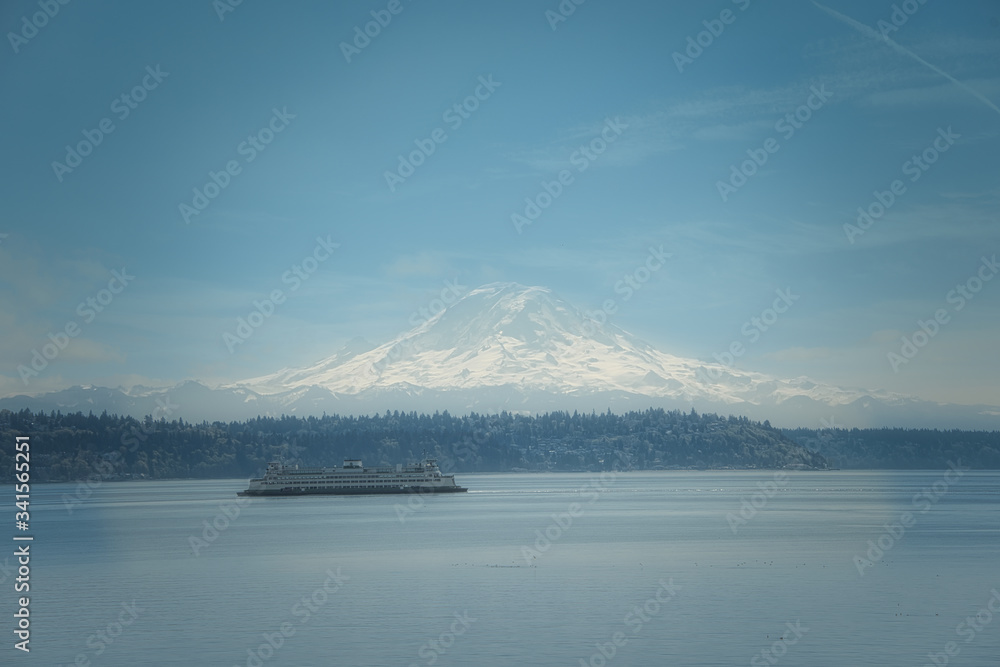 2020-04-20 MOUNT RAINIER OVER WEST SEATTLE WITH A FERRY IN PUGET SOUND NEAR SEATTLE