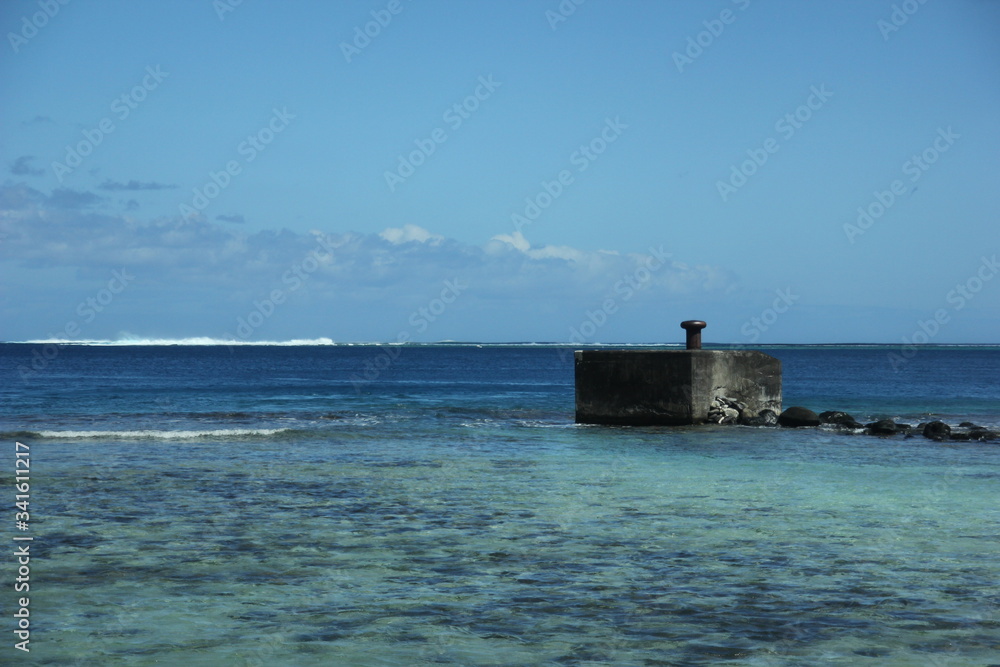 Fototapeta premium lighthouse in the sea