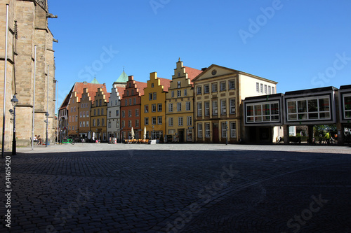 Der Rathausplatz in Osnabr  ck