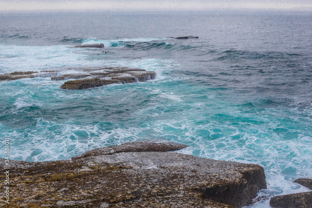 Obraz premium Stone coast and Atlantic ocean in Peniche. Portugal