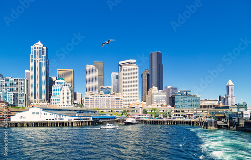 Seattle skyline on a clear day © espiegle