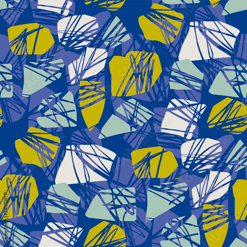 Abstract stone geometric fo...